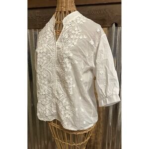 Macro Light Womens White Eyelet Floral Embroidered Short Sleeve Blouse XL NWT